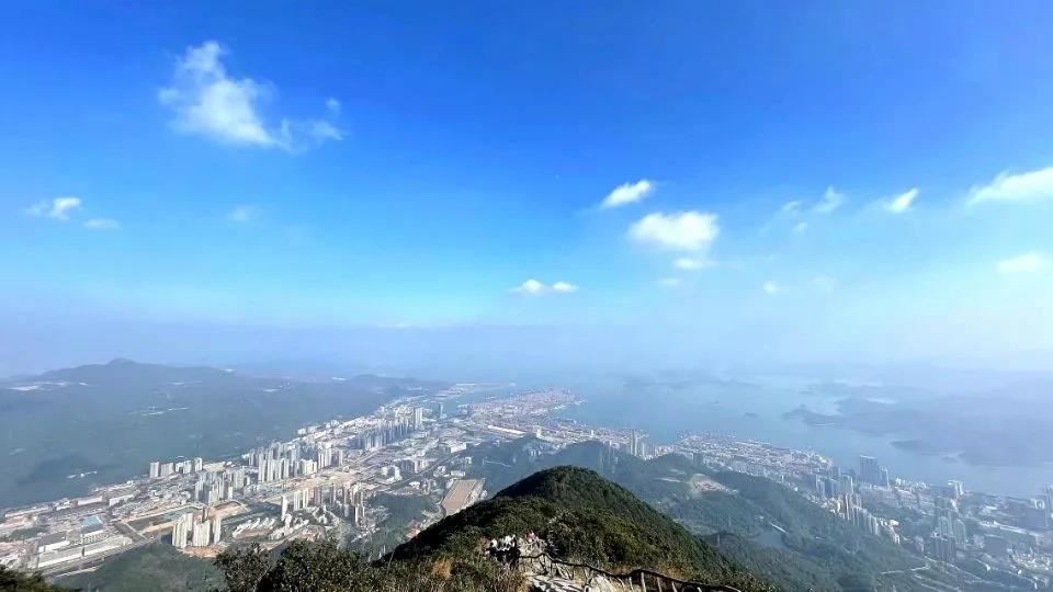 Overlooking Shenzhen 5